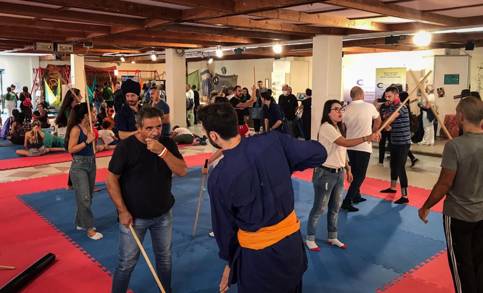 Gatka e crescita personale Pratica di Gatka come percorso di crescita personale