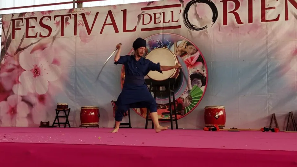 Andrea Pinna - Siri Gopal Singh Andrea Pinna Siri Gopal Singh insegnante di Gatka a Cagliari